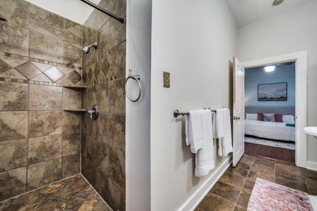 Downtown Historic 2Bdrm, Walk To Riverwalk, Alamo; Beautifully Renovated! 샌안토니오 외부 사진