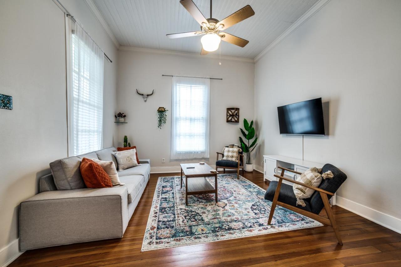 Downtown Historic 2Bdrm, Walk To Riverwalk, Alamo; Beautifully Renovated! 샌안토니오 외부 사진